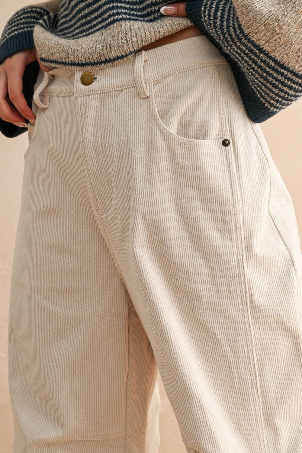 Summit Corduroy Barrel Pant / Cream