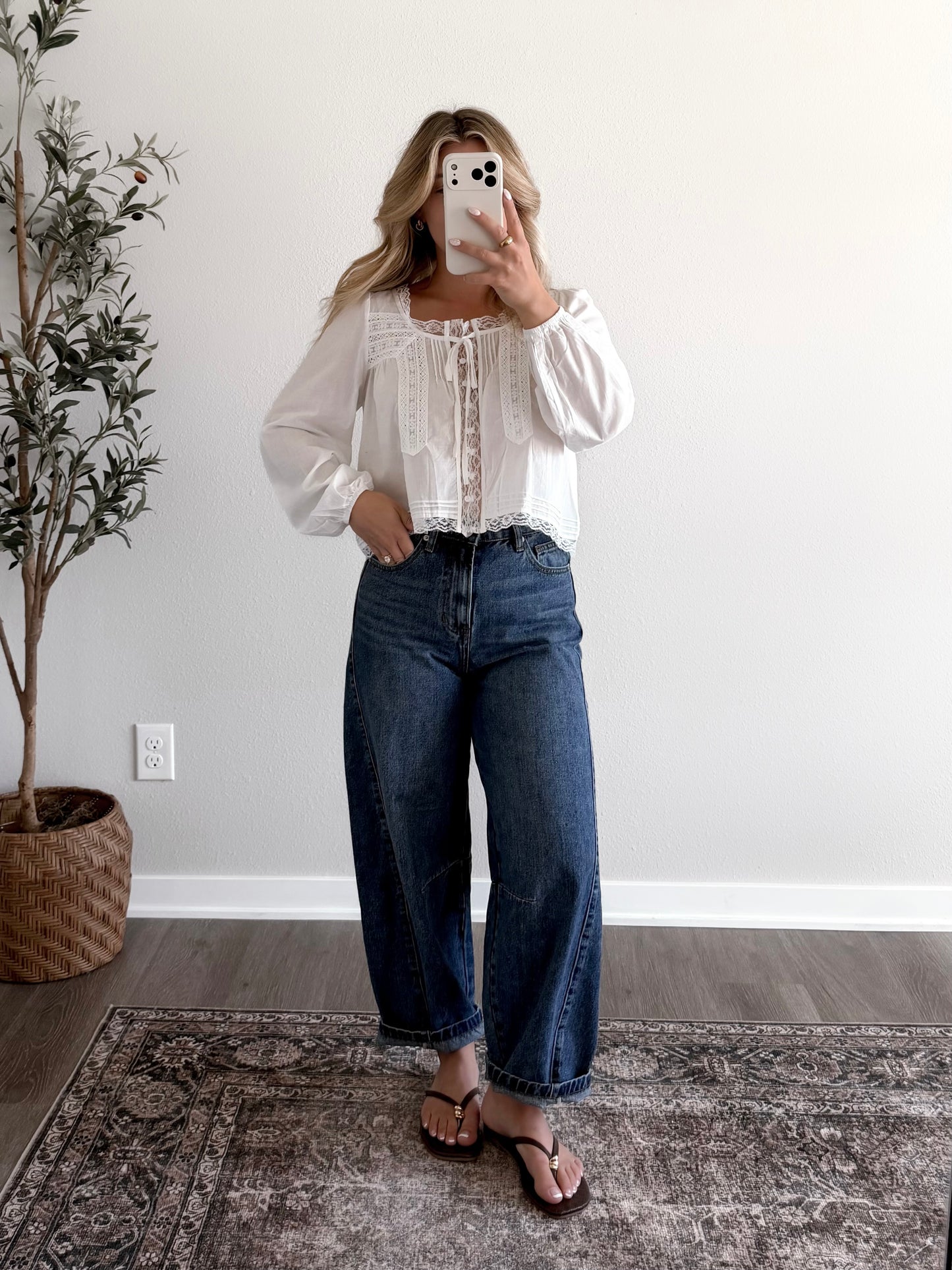 Holloway Lace Top / White