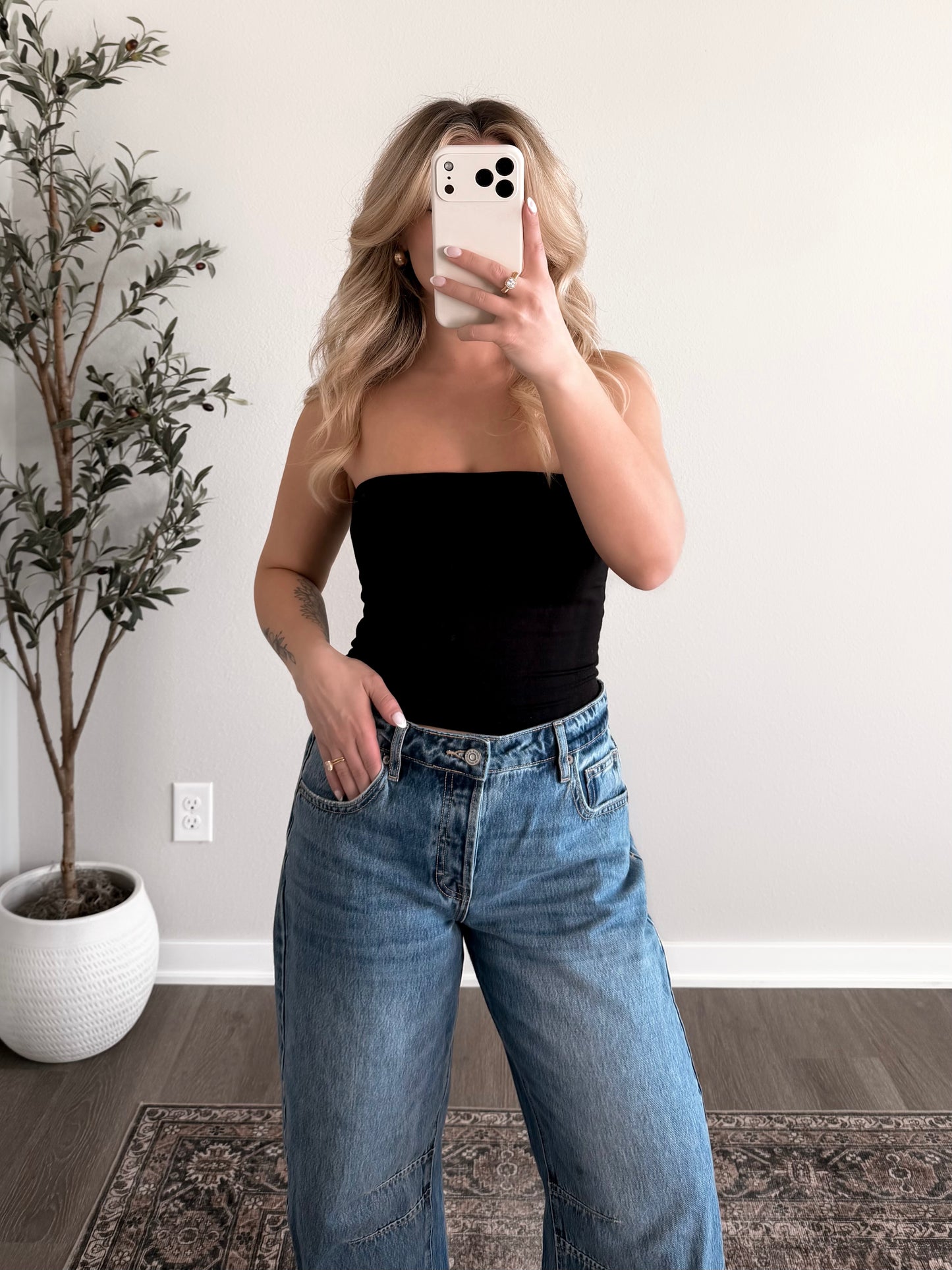 Essential Strapless Top / Black