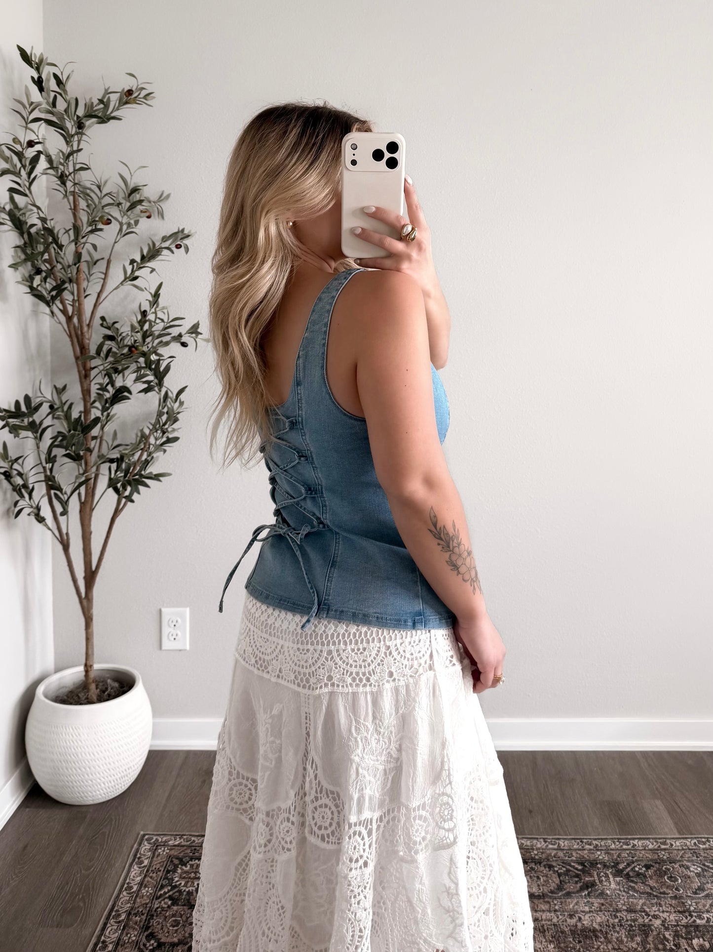 Headline Denim Top / Lt Wash