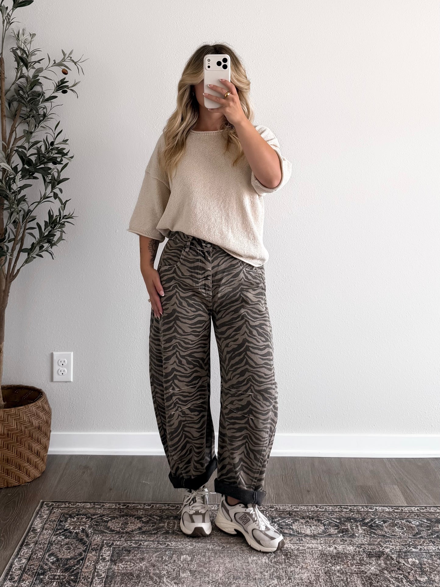 Crisp Knit Sweater / Oat