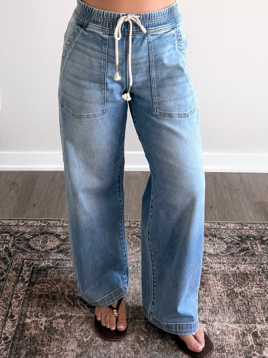 Callie Comfort High Rise Jean (Restocking 6.08)