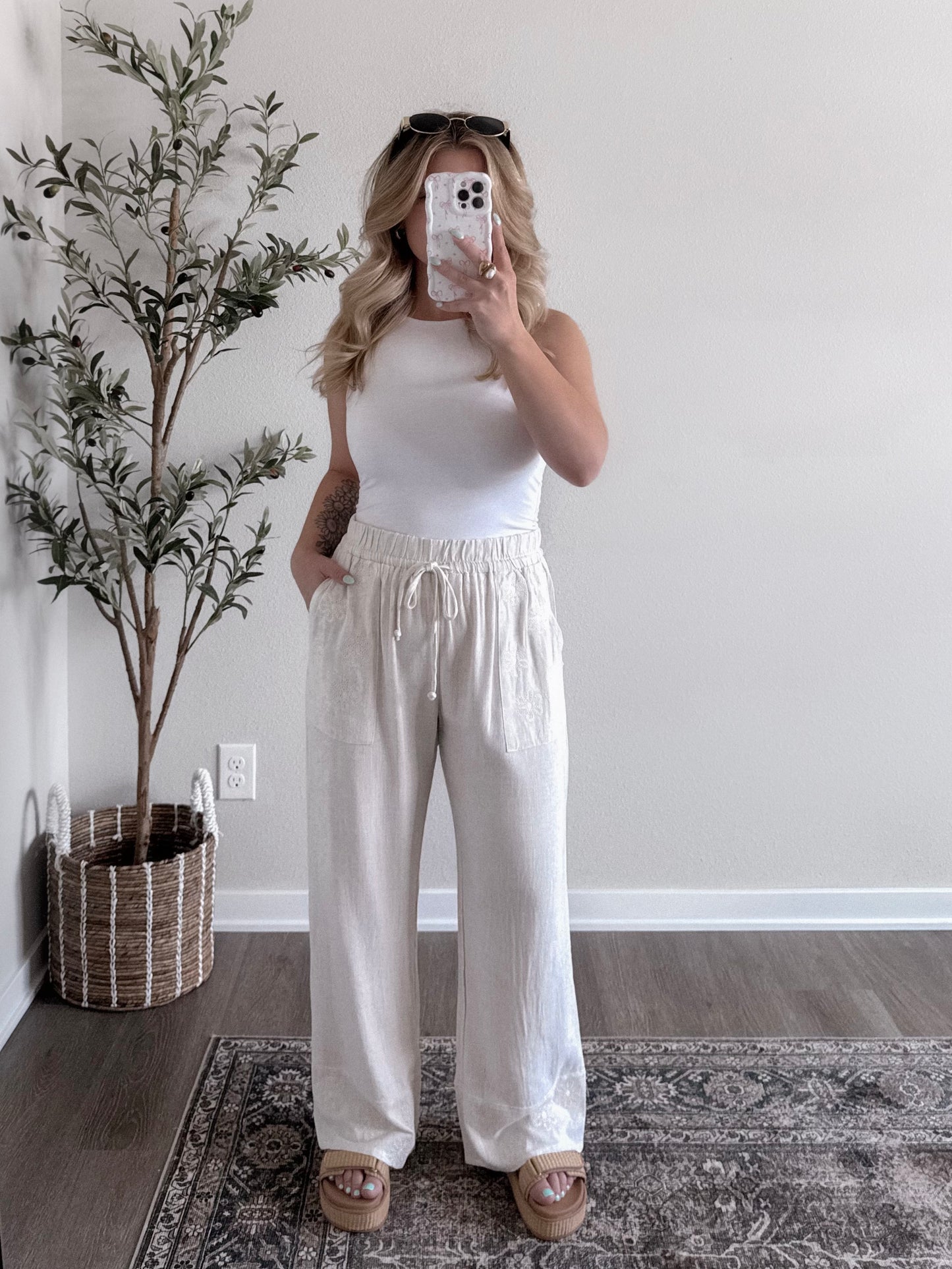 Lynn Eyelet Linen Pant