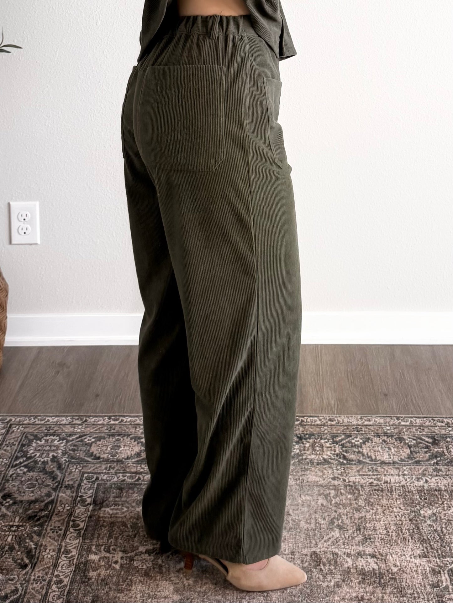 Fall Quarter Corduroy Pant Set