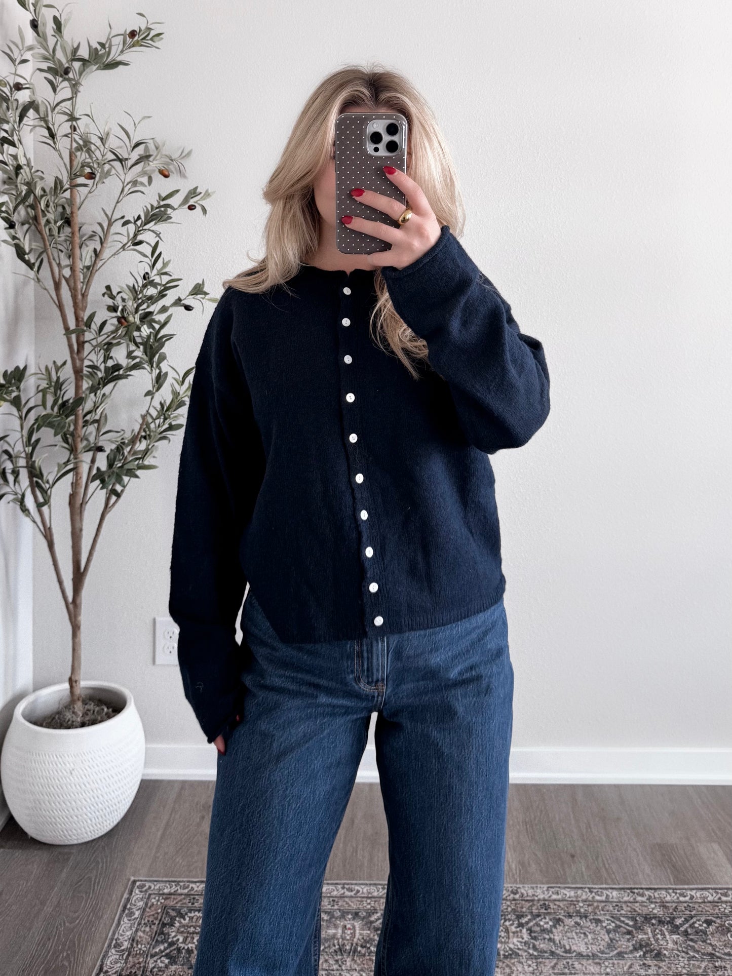 Augie Knit Button Cardigan / Navy