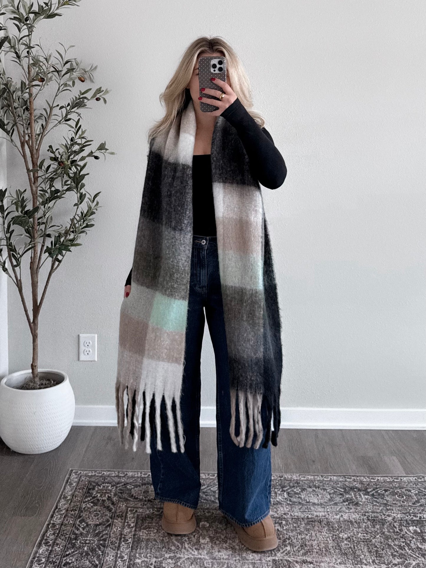 Cozy Check Scarf / Black Mint Combo