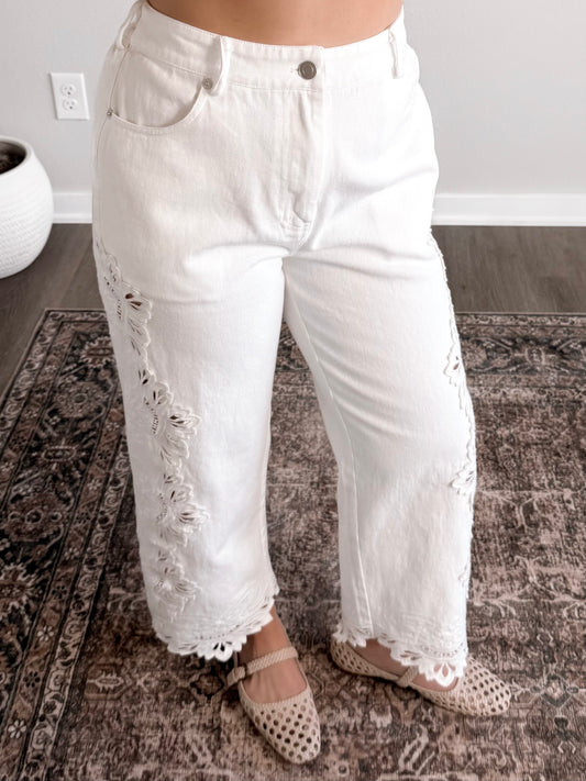 Willa Eyelet Cropped Denim Pant (Short Friendly)