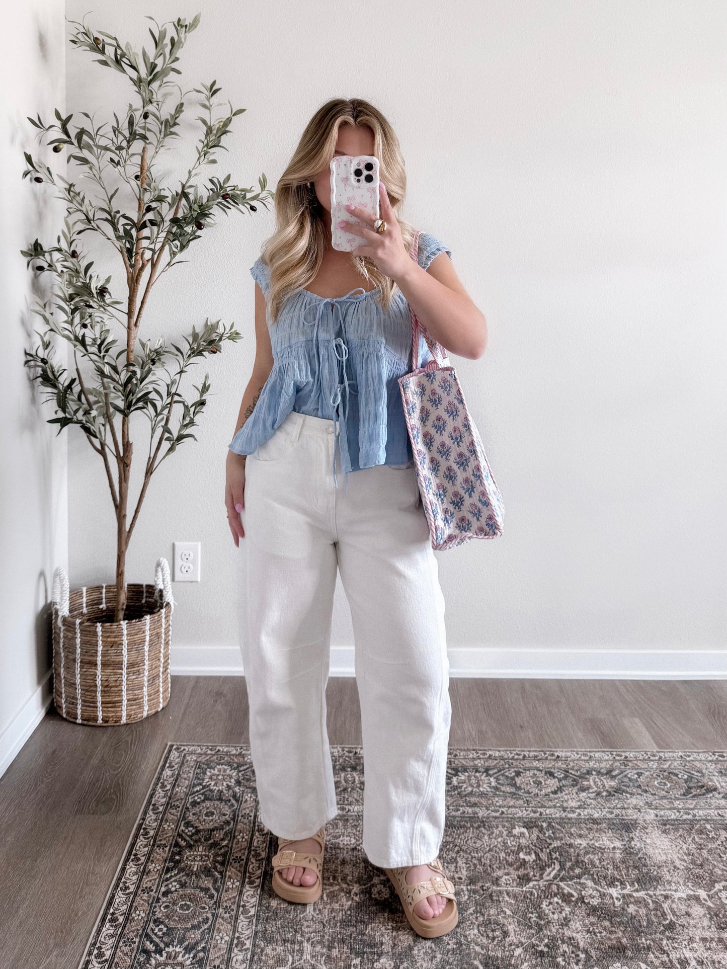 Gracelyn Woven Top / Light Blue