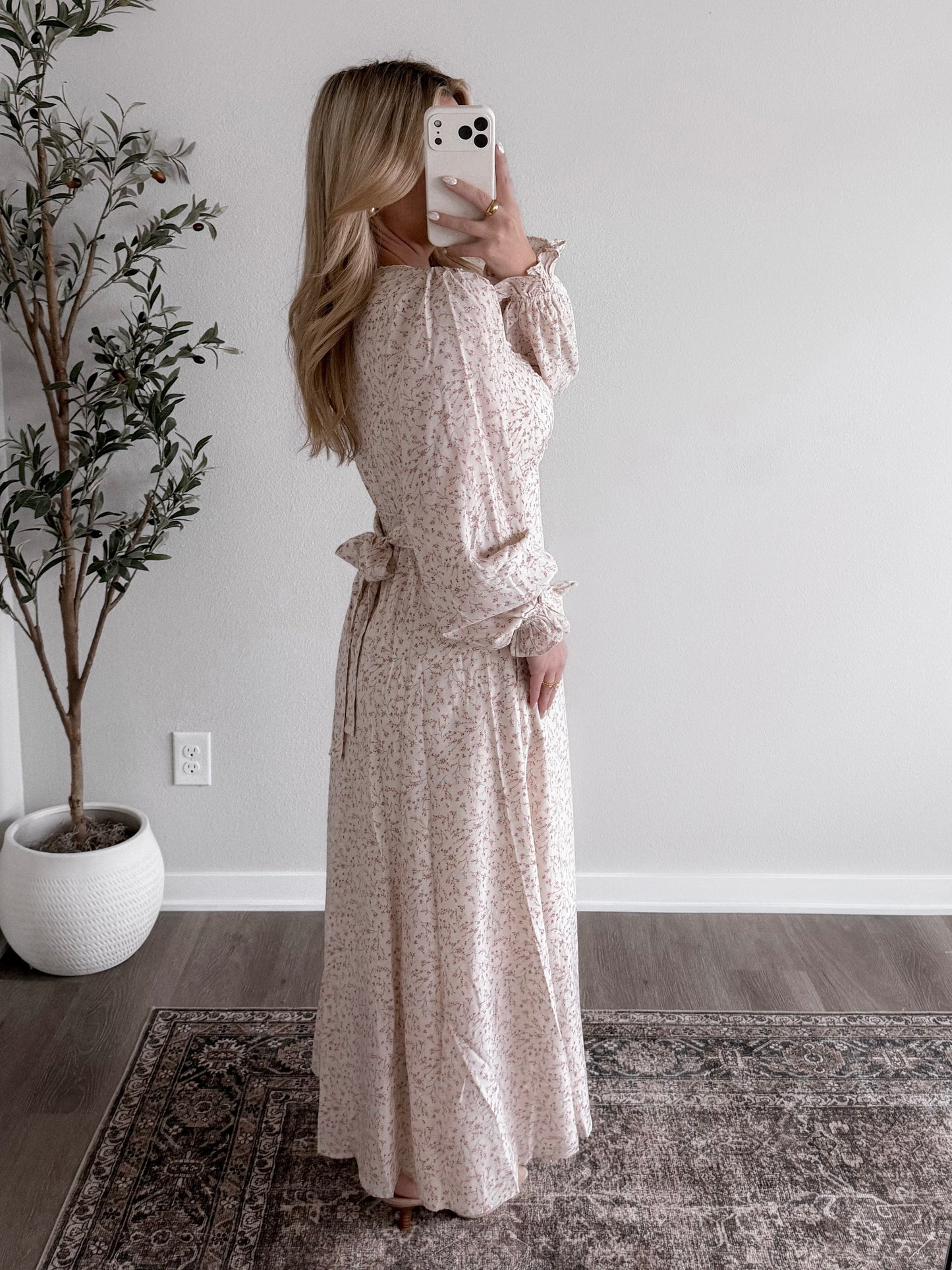 Hazelnut Floral Maxi Dress / Cream Blush (Vendor cancelled our restock order)