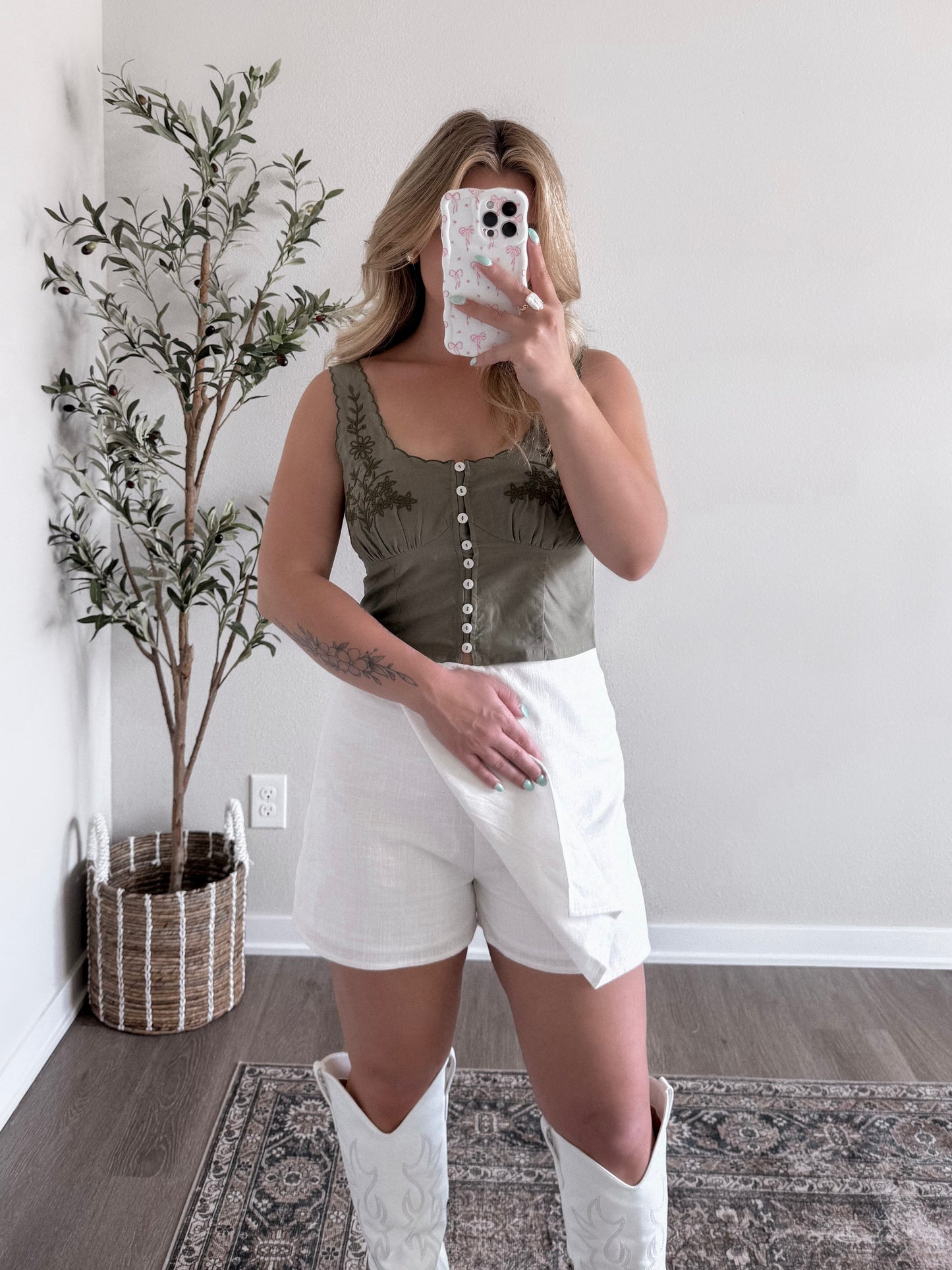 Monroe White Linen Skort