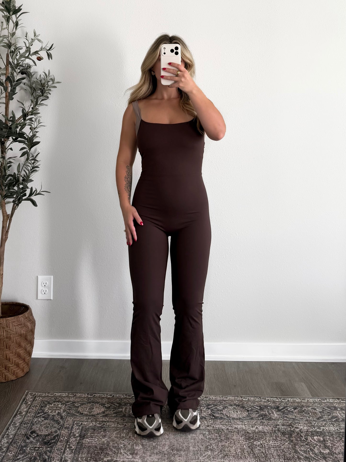 Studio Social Athleisure Jumpsuit / Mocha