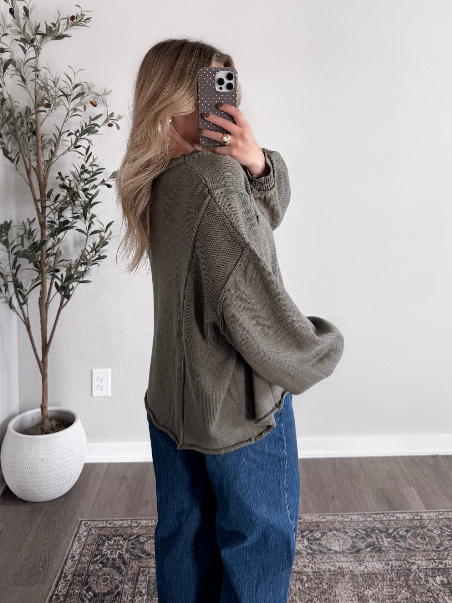 Spiced Chai Oversized Sweater / Olive (PREORDER: EST SHIP 11.21)