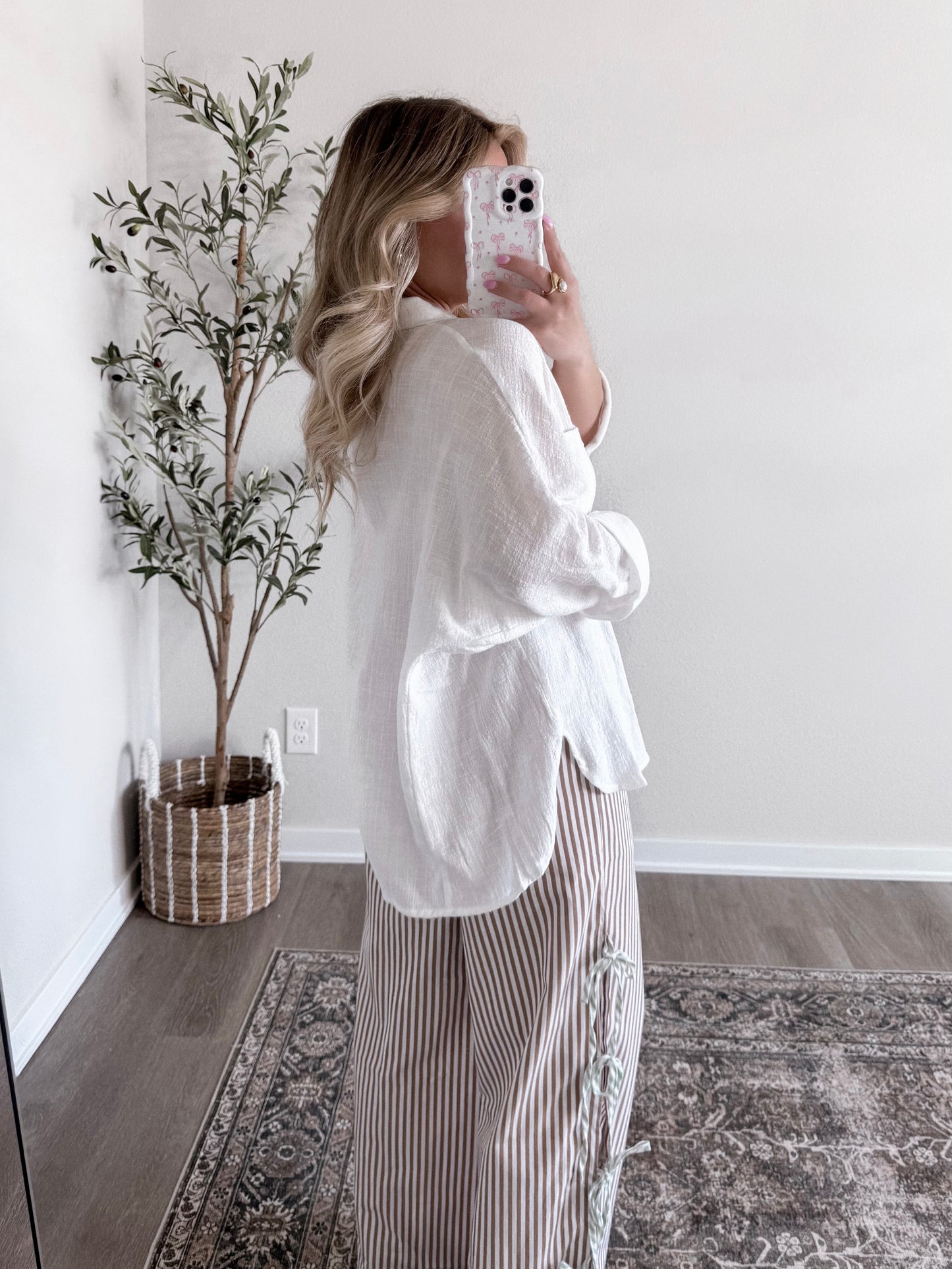 Staple Button Down / White (est ship by 4.21)