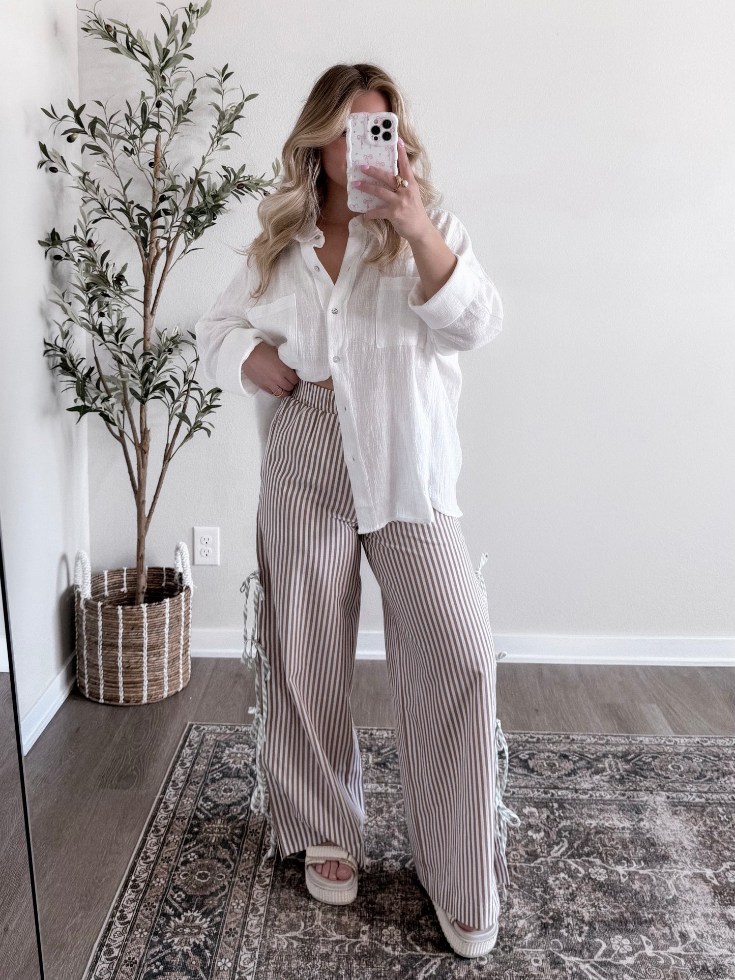 Staple Button Down / White (est ship by 4.21)