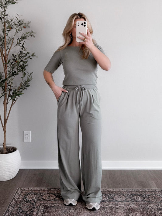 All About Comfort Lounge Set / Sage