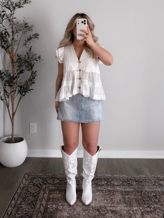 Elle Denim Skort / Light Wash