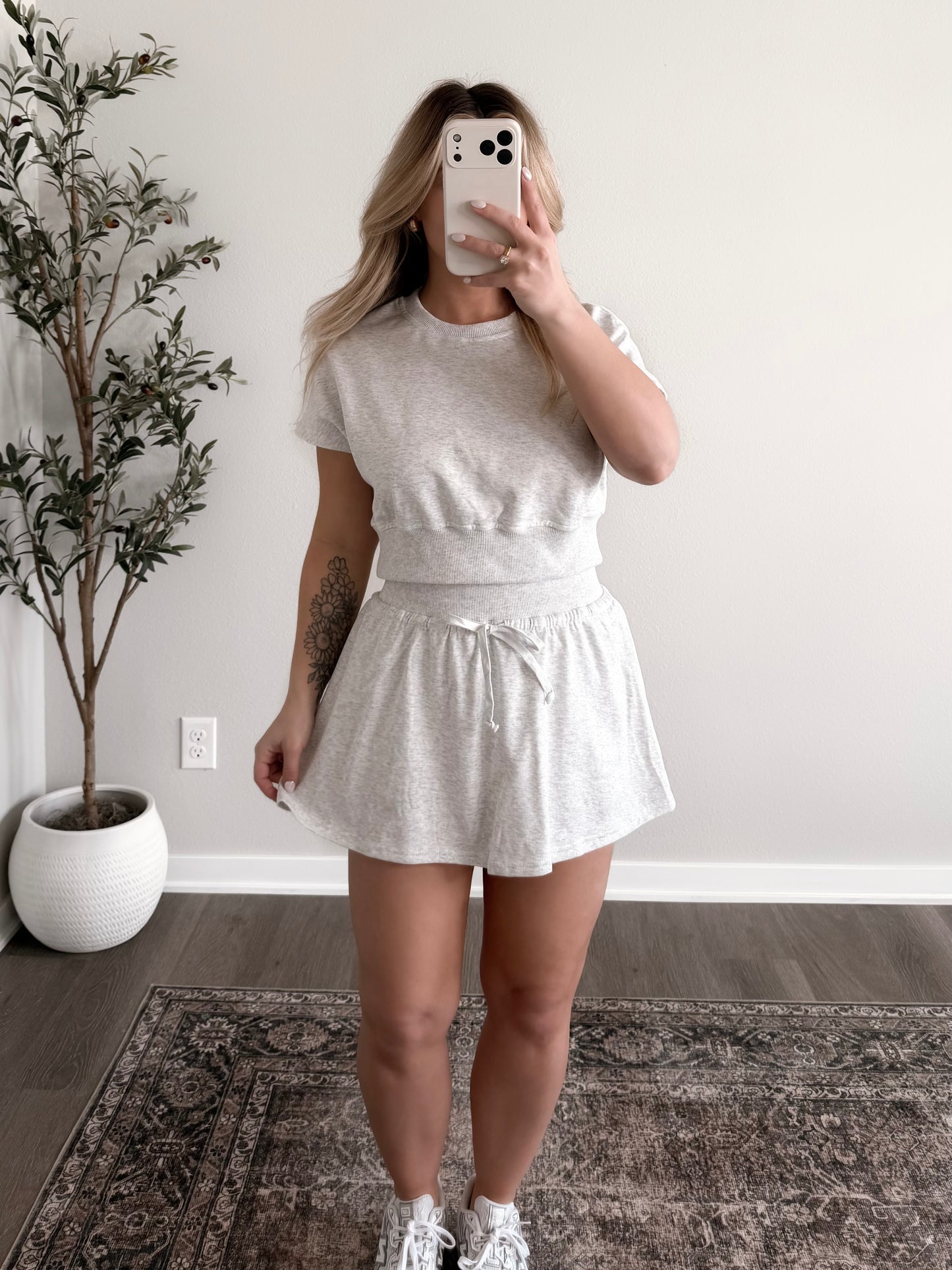 Afternoon Walk Skort Set / Lt Grey