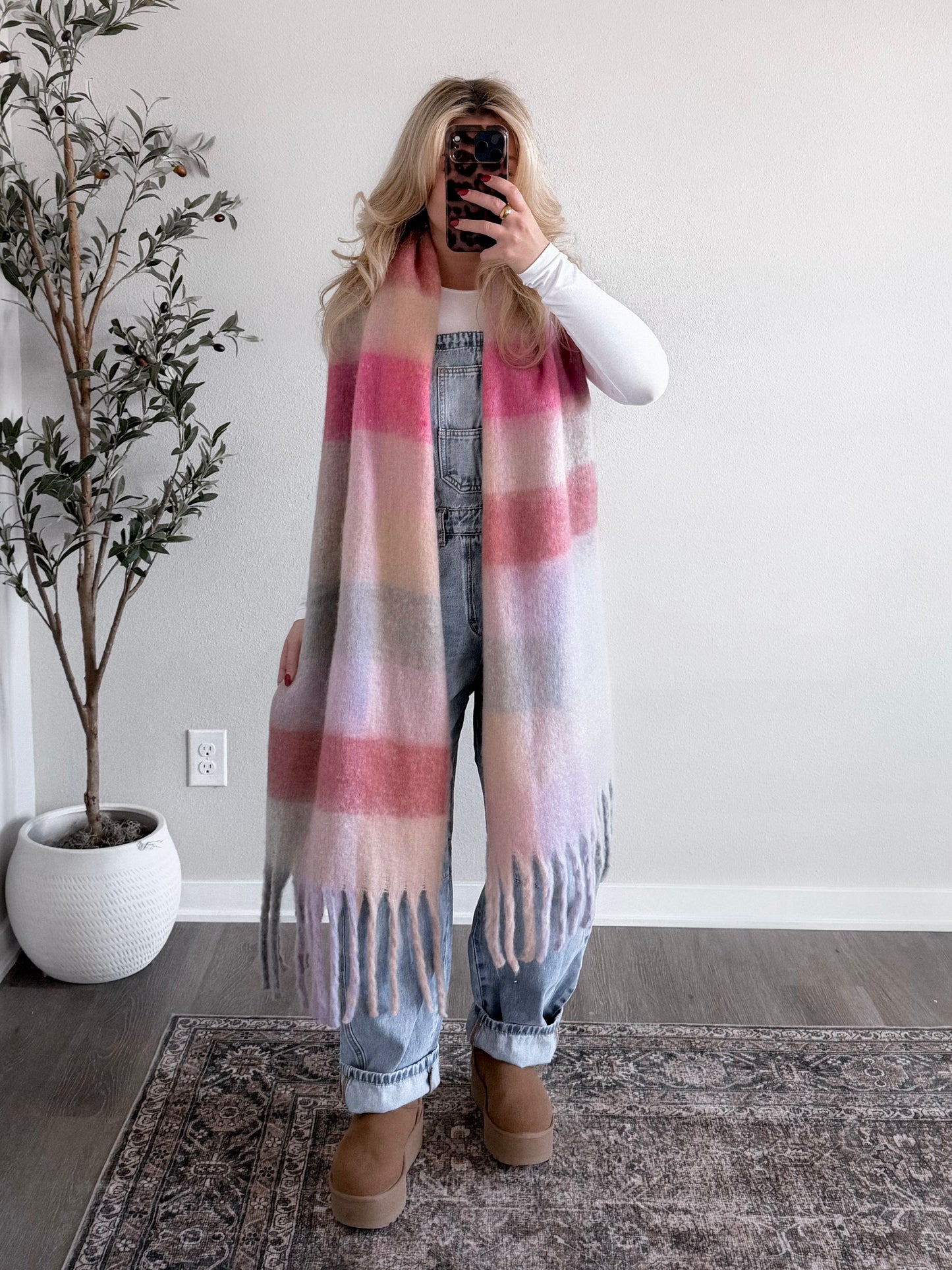 Outlook Denim Barrel Overalls / Light Wash