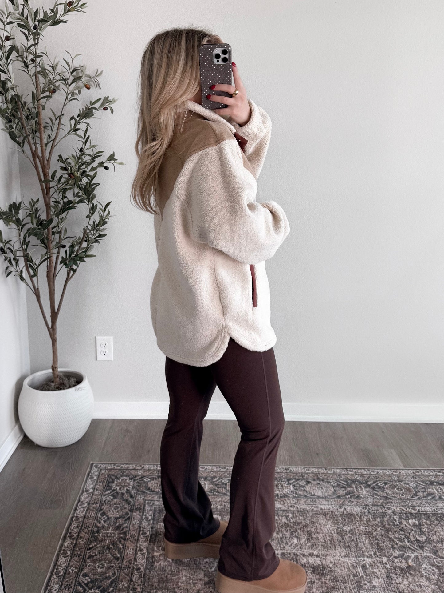 Offset Fleece Pullover