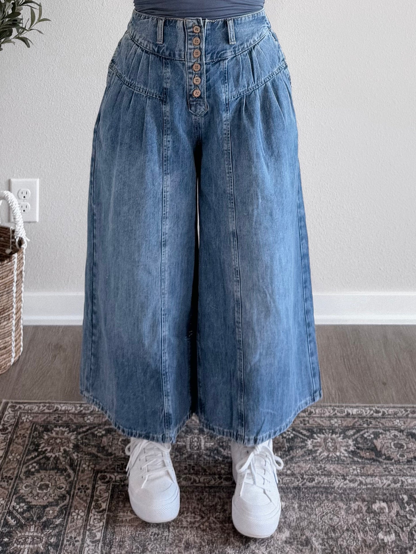 Sawyer High Rise Wide Leg Crop Pant (Short Friendly)