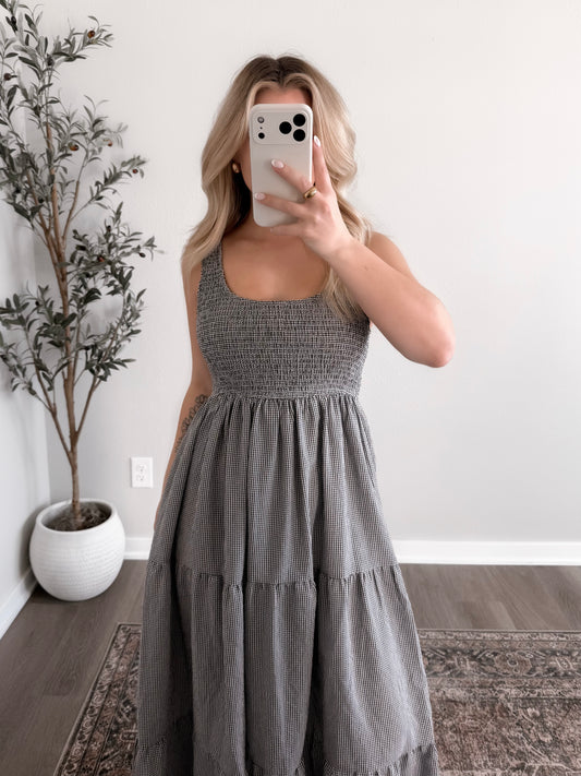 Berry Basket Gingham Maxi Dress (Restocking 3.02)