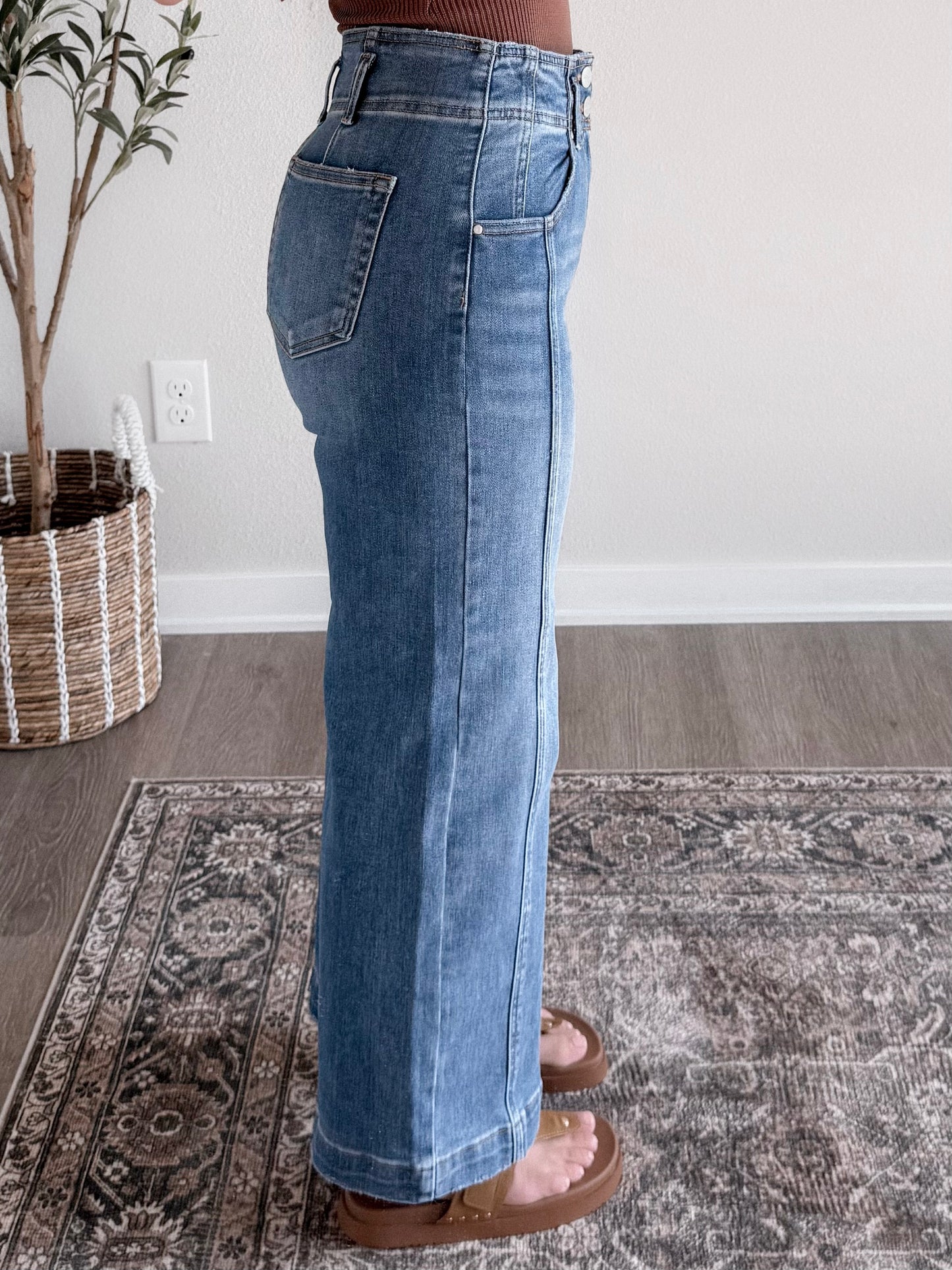 Alice High Rise Crop Jean