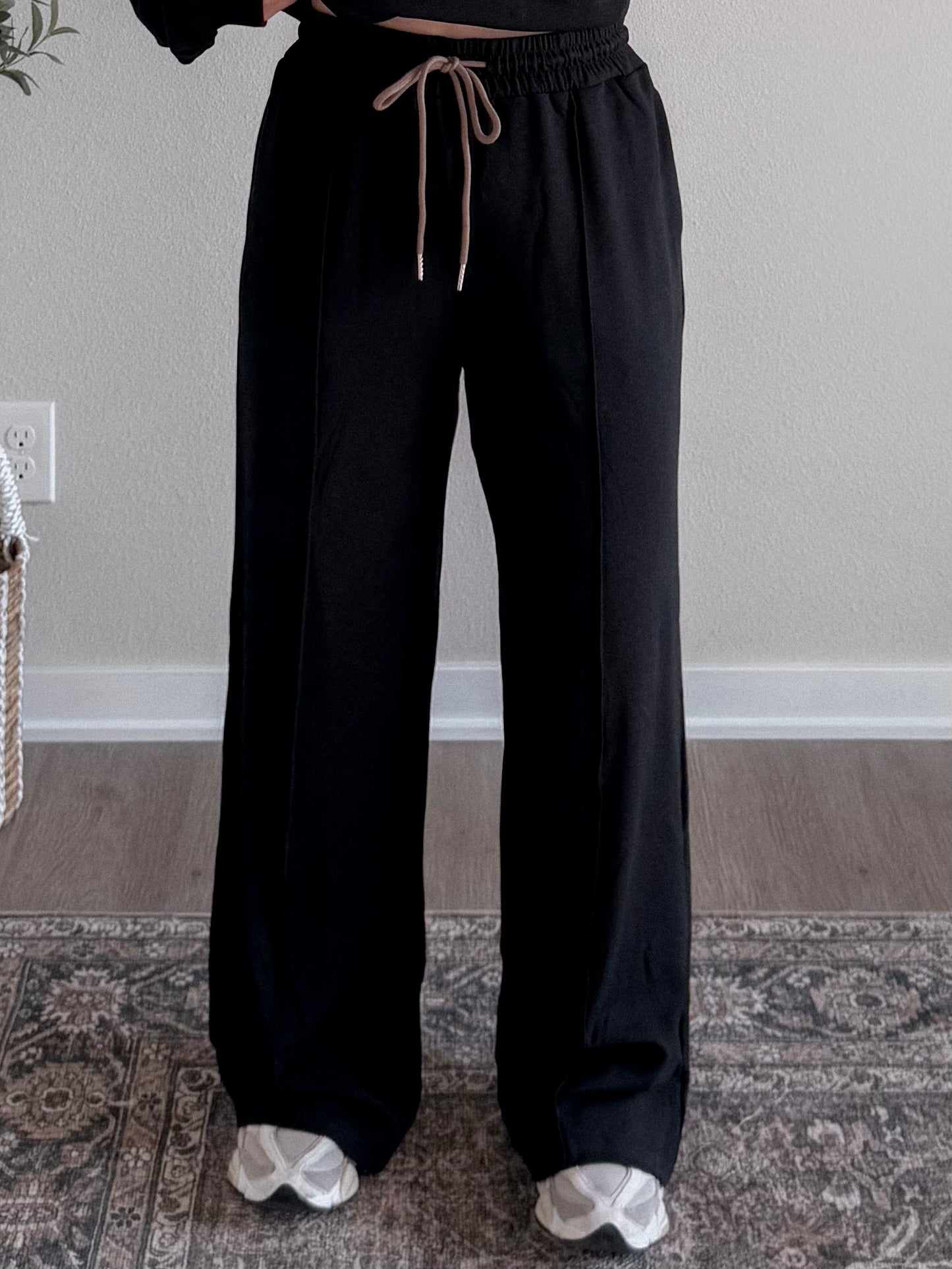 Layover Leisure Pant Set (Restocking Soon)