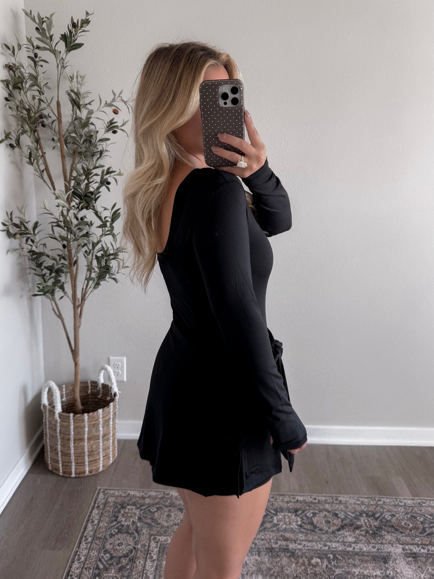 Motion Athleisure Long Sleeve Romper / Black