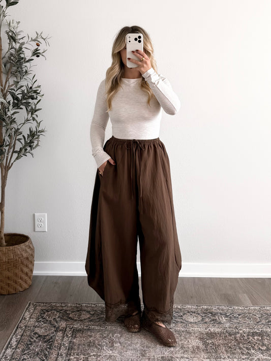 Cocoa Butter Lace Ballon Pant