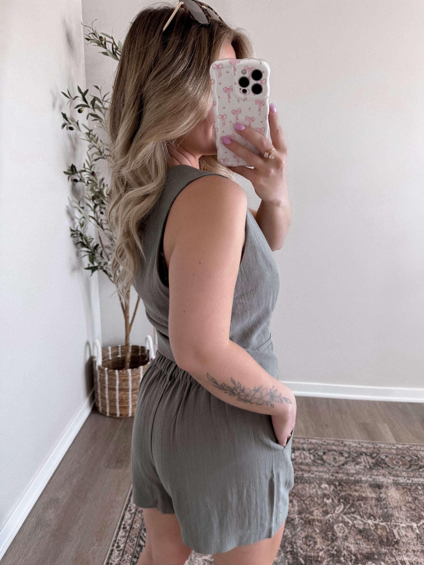 Harbor Linen High Waisted Short (est. ship by 4.02)