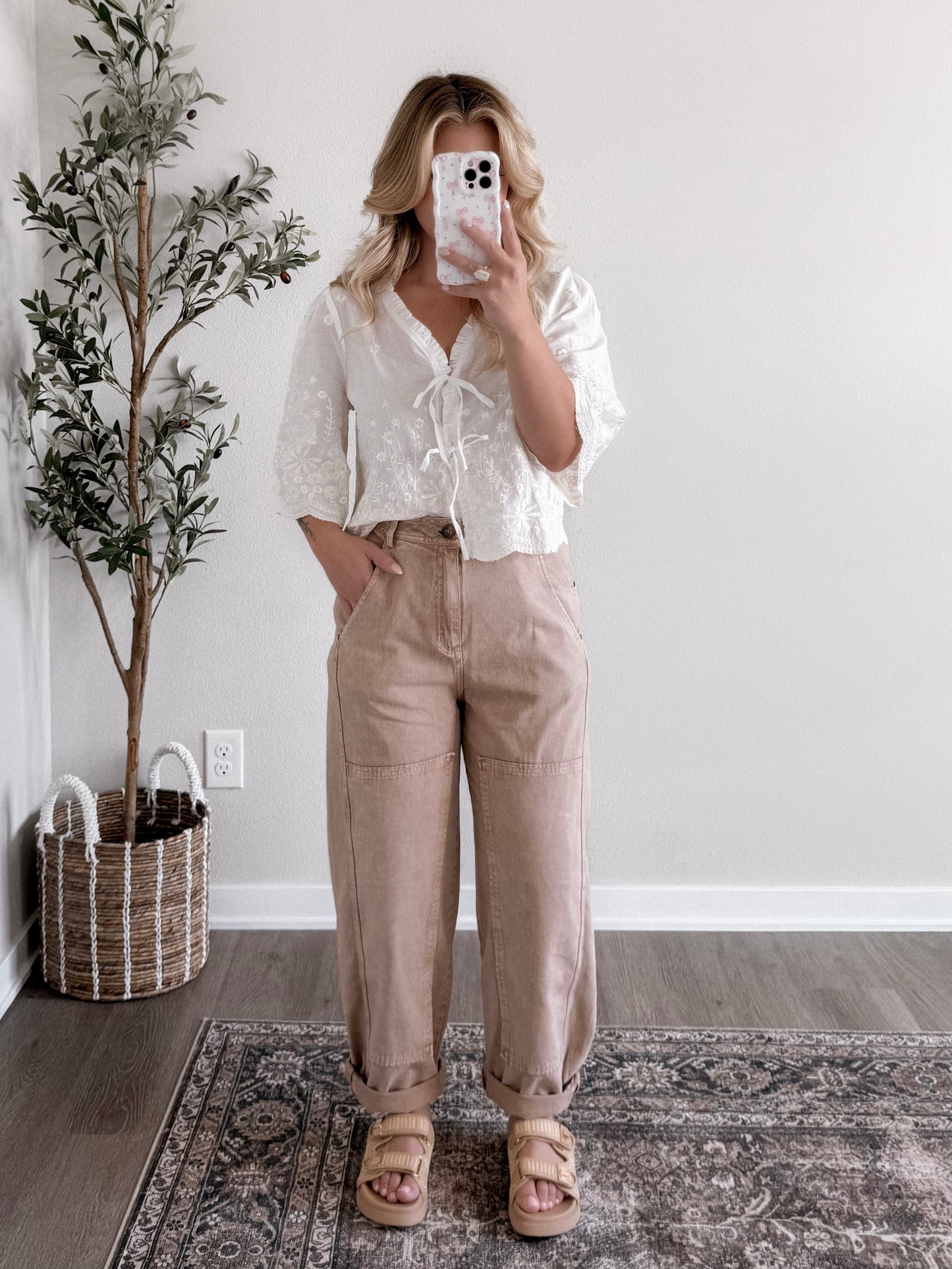 Hollie 2.0 Embroidered Top / White