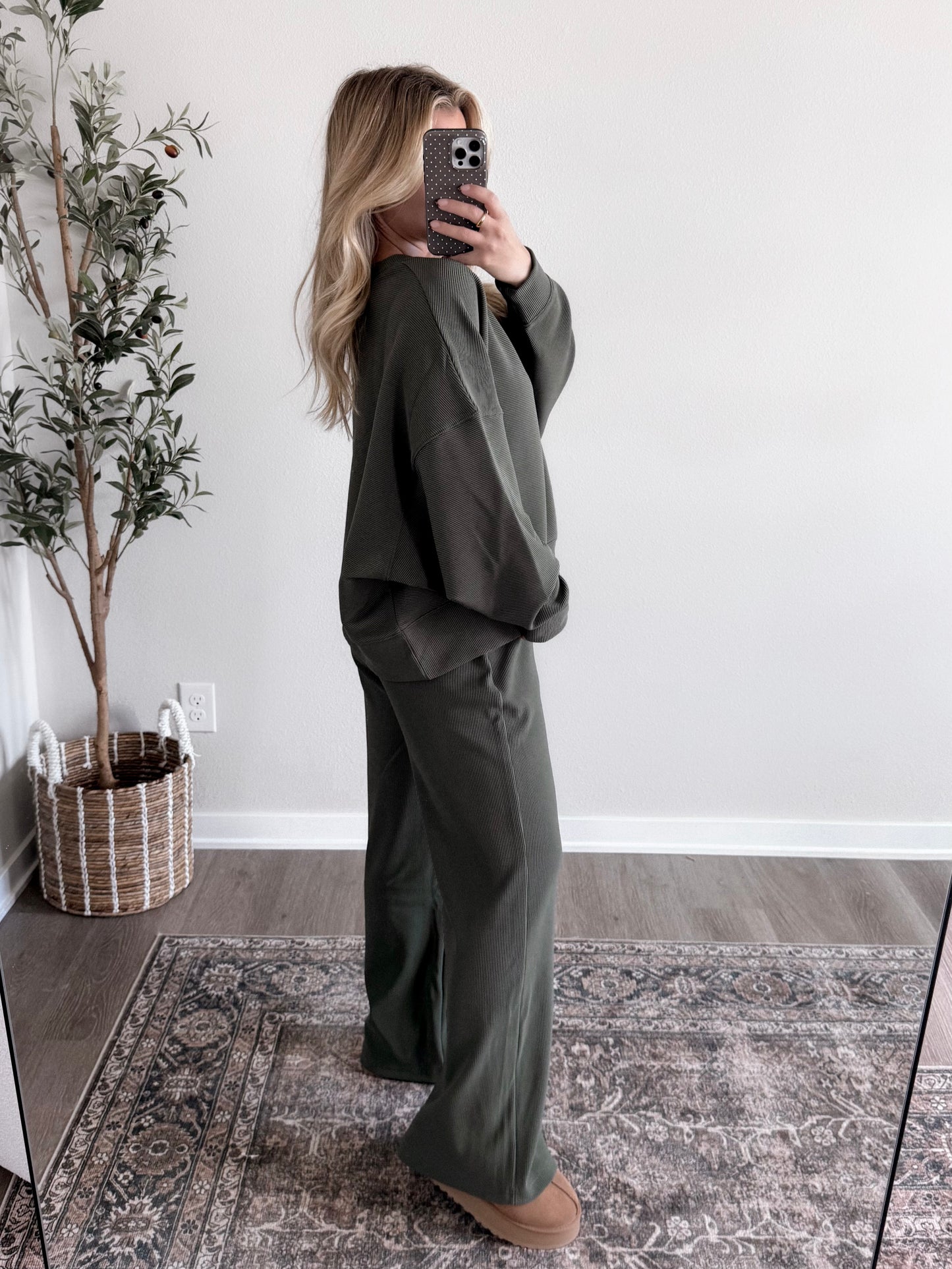 Retreat Ribbed Long Sleeve Lounge Set / Olive (PREORDER - EST SHIP 10.7)