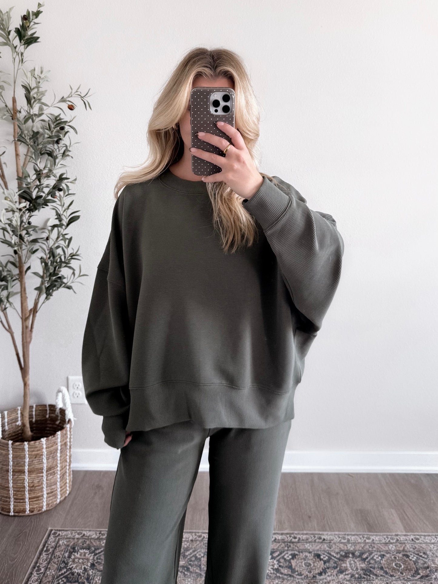 Retreat Ribbed Long Sleeve Lounge Set / Olive (PREORDER - EST SHIP 10.7)