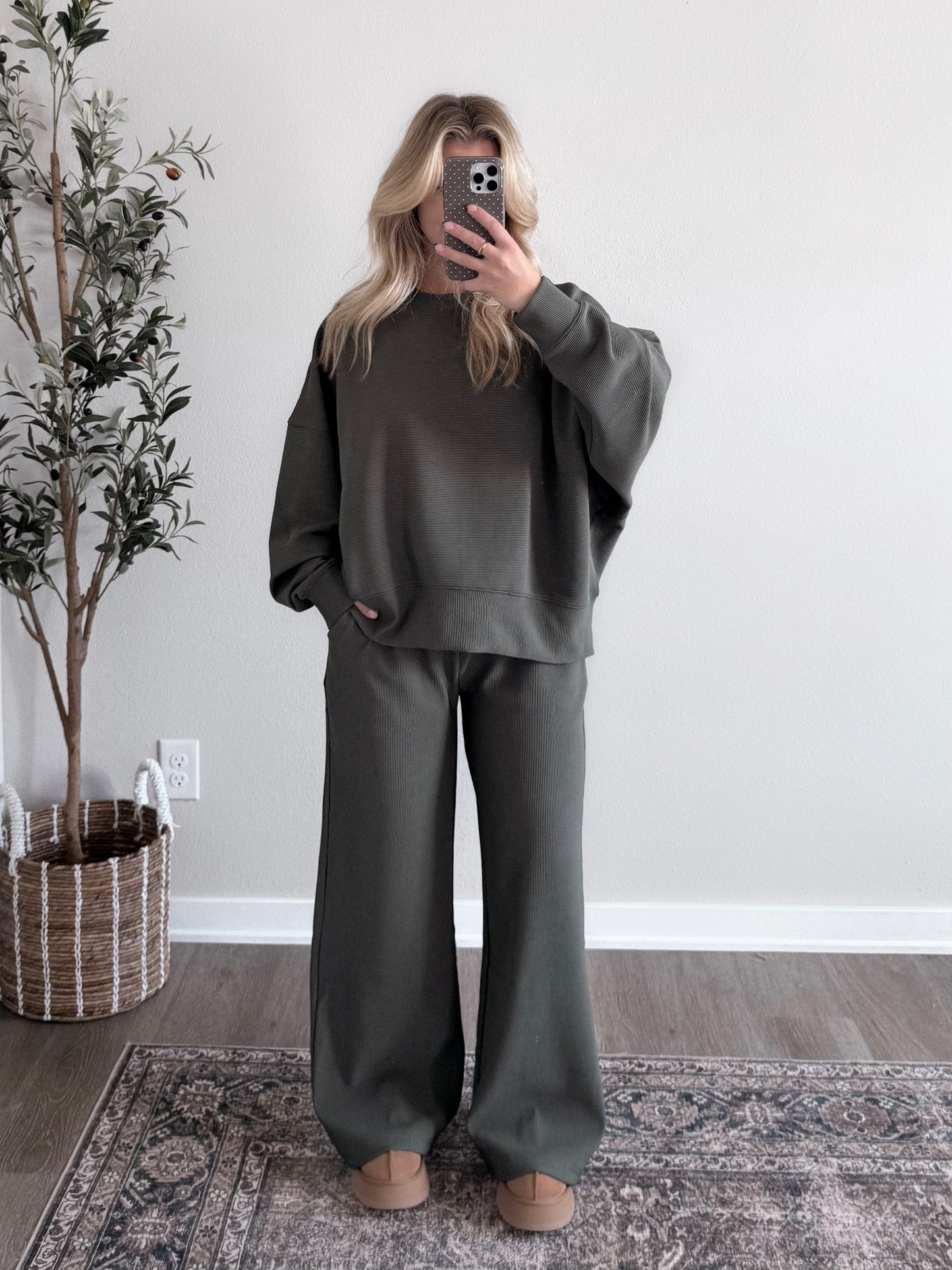 Retreat Ribbed Long Sleeve Lounge Set / Olive (PREORDER - EST SHIP 10.7)