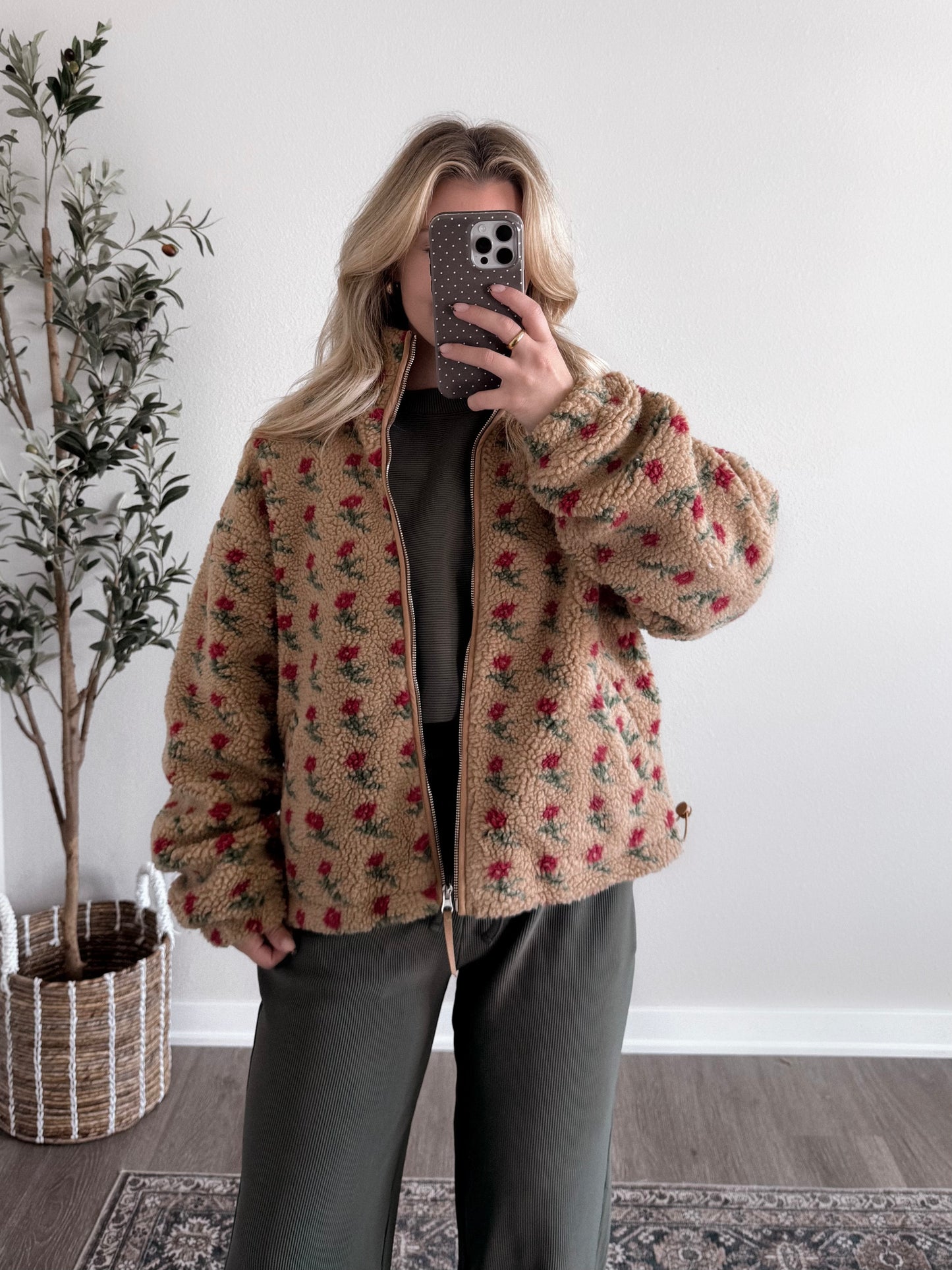 Honey Bear Floral Sherpa Jacket / Teddy Rose (PREORDER - EST SHIP 10.7)