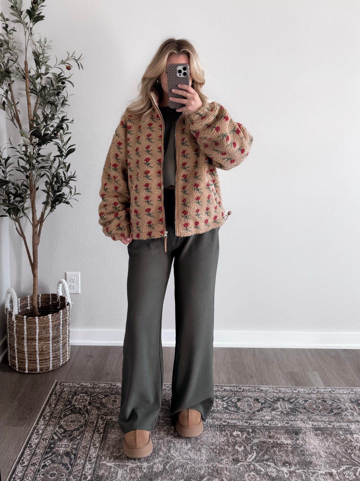 Honey Bear Floral Sherpa Jacket / Teddy Rose (PREORDER - EST SHIP 10.7)