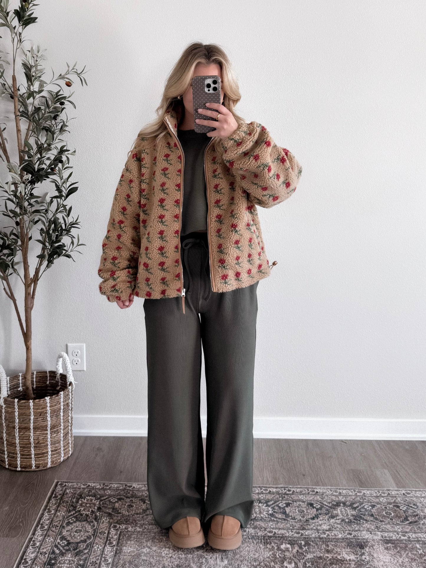 Honey Bear Floral Sherpa Jacket / Teddy Rose (PREORDER - EST SHIP 10.7)