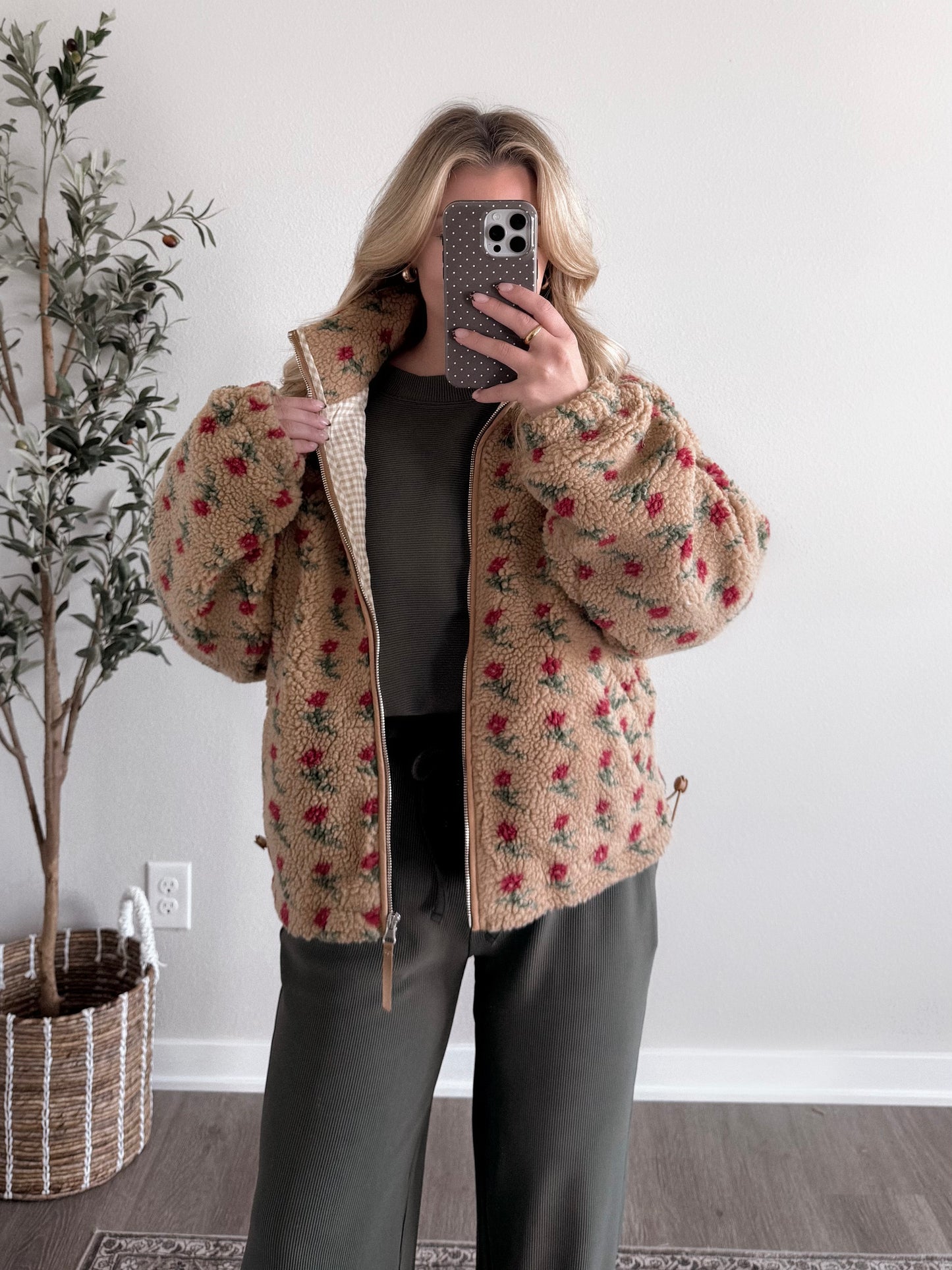 Honey Bear Floral Sherpa Jacket / Teddy Rose (PREORDER - EST SHIP 10.7)