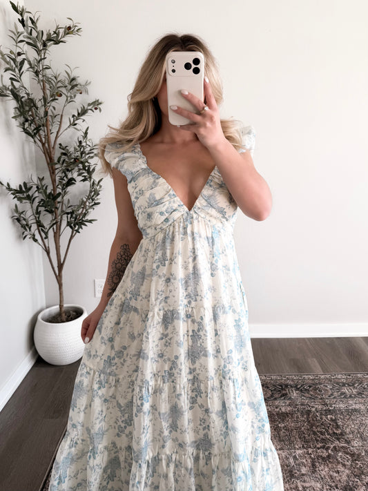 Mablewood Floral Maxi Dress / Cream-Blue
