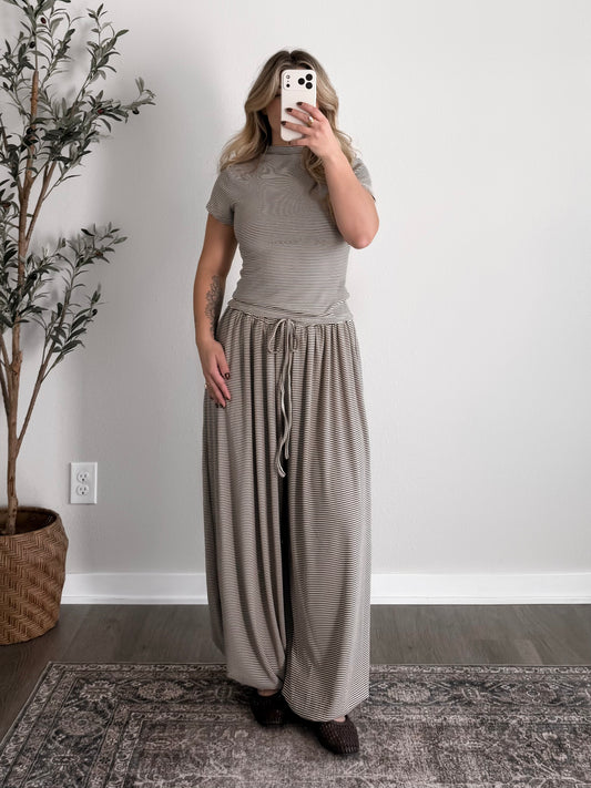 Comfy Company Striped Lounge Set
