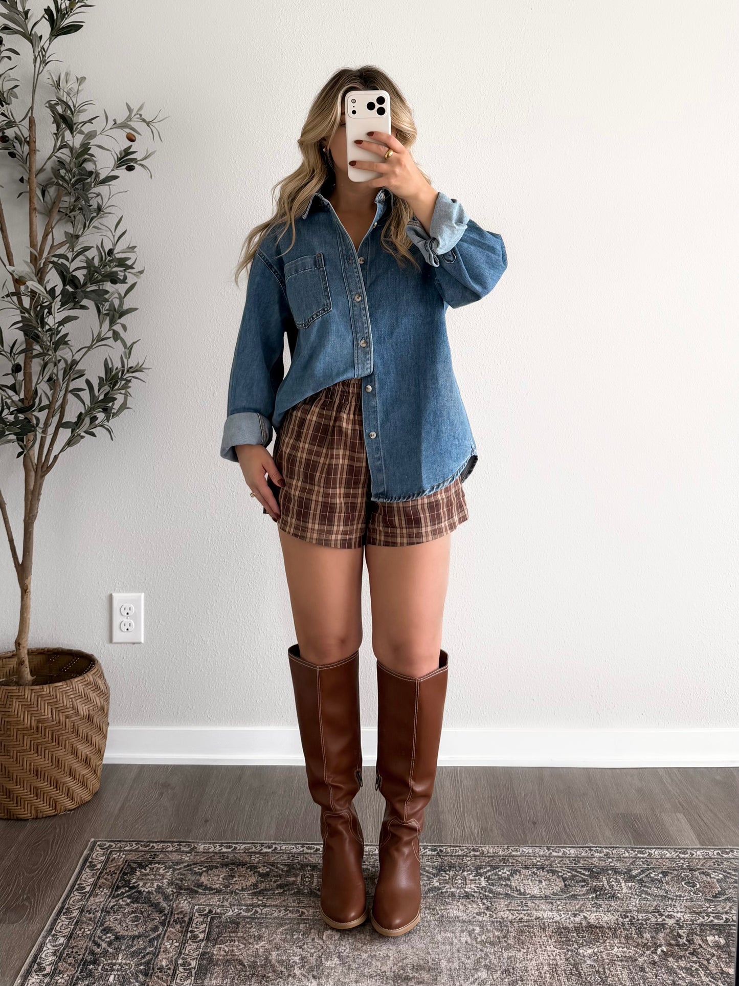 Off Duty Denim Jacket / Medium Wash