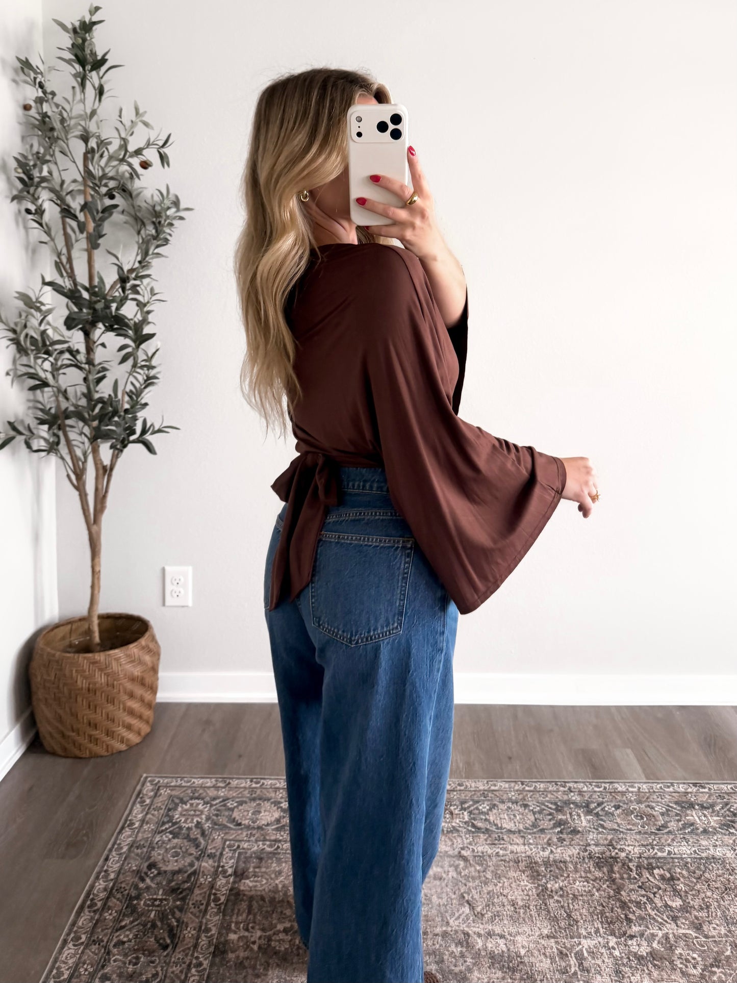 Evening Back-Tie Drape Top / Brown