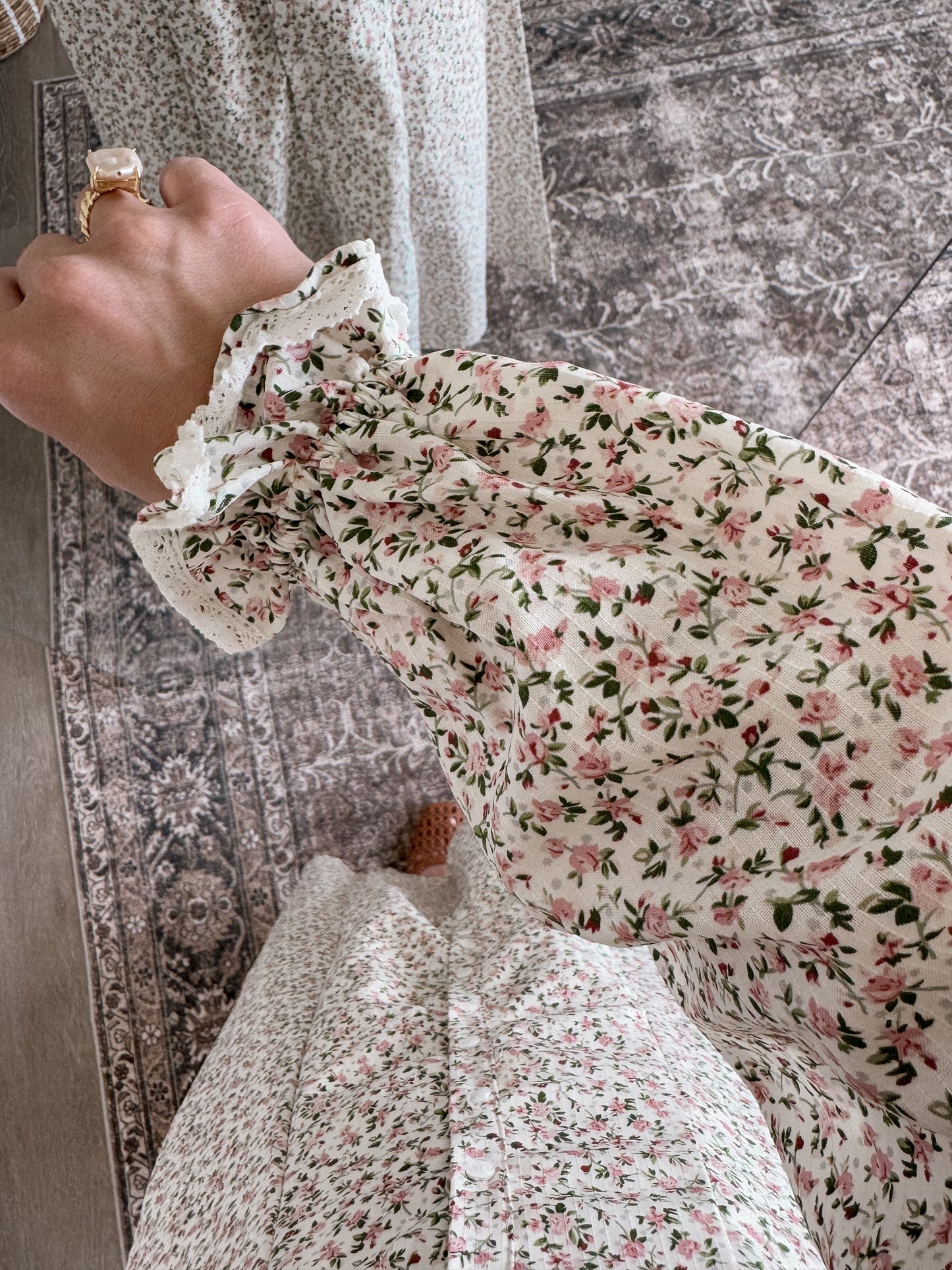 Heritage Vintage Floral Midi Dress / Cream Rose