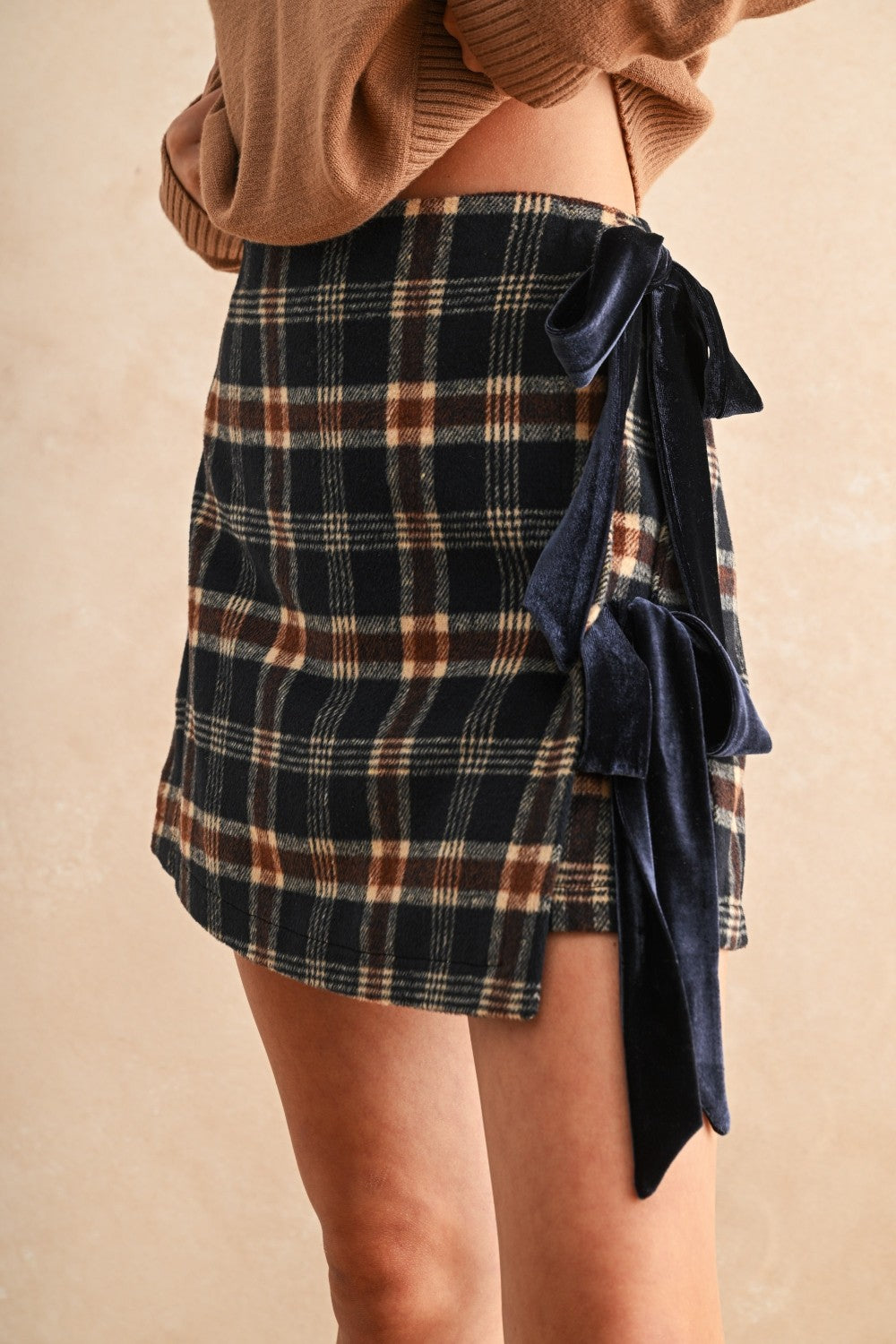 Velvet Bow Plaid Skort / Navy