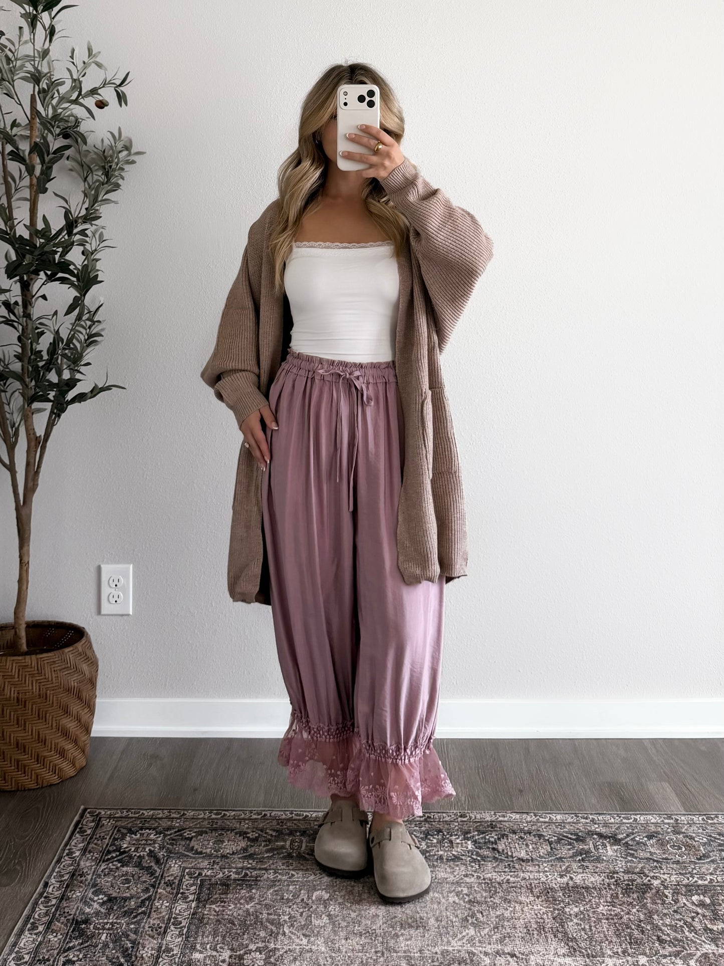 September Lace Bloomer Pant / Mauve