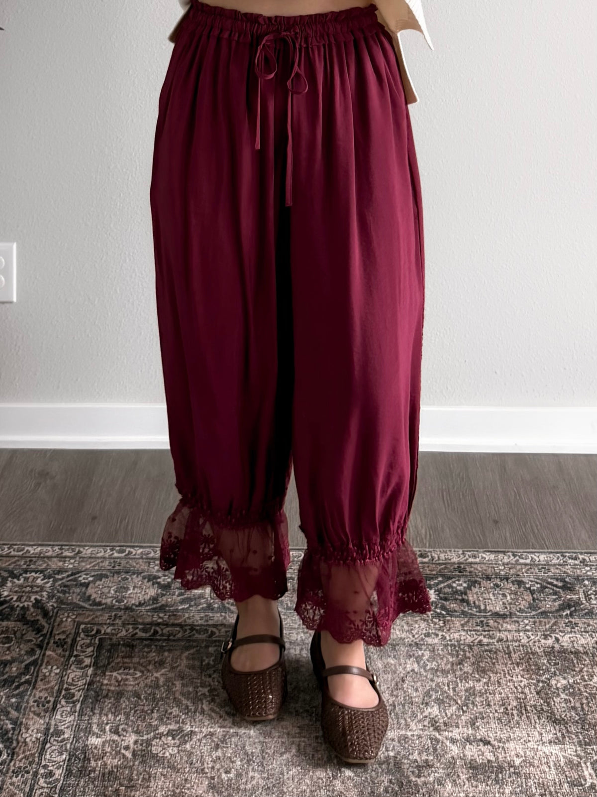 September Lace Bloomer Pant / Burgundy