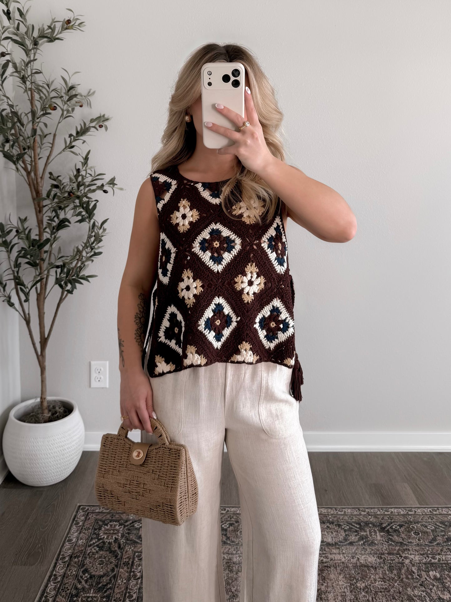 Luna Crochet Tassel Top / Brown (PREORDER est ship 3.16)