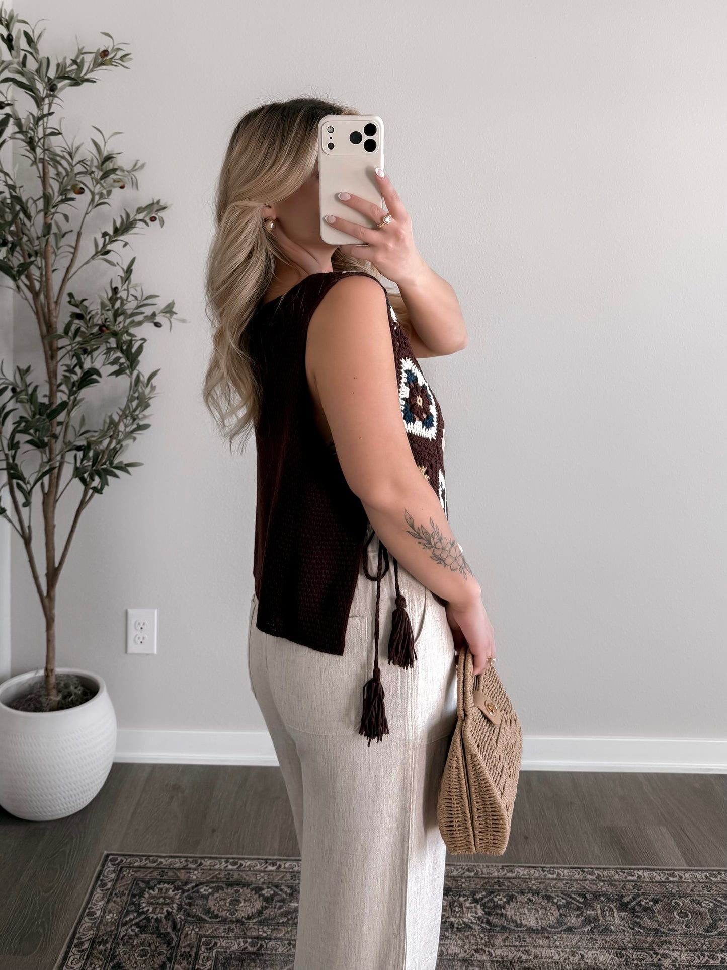 Luna Crochet Tassel Top / Brown (PREORDER est ship 3.16)