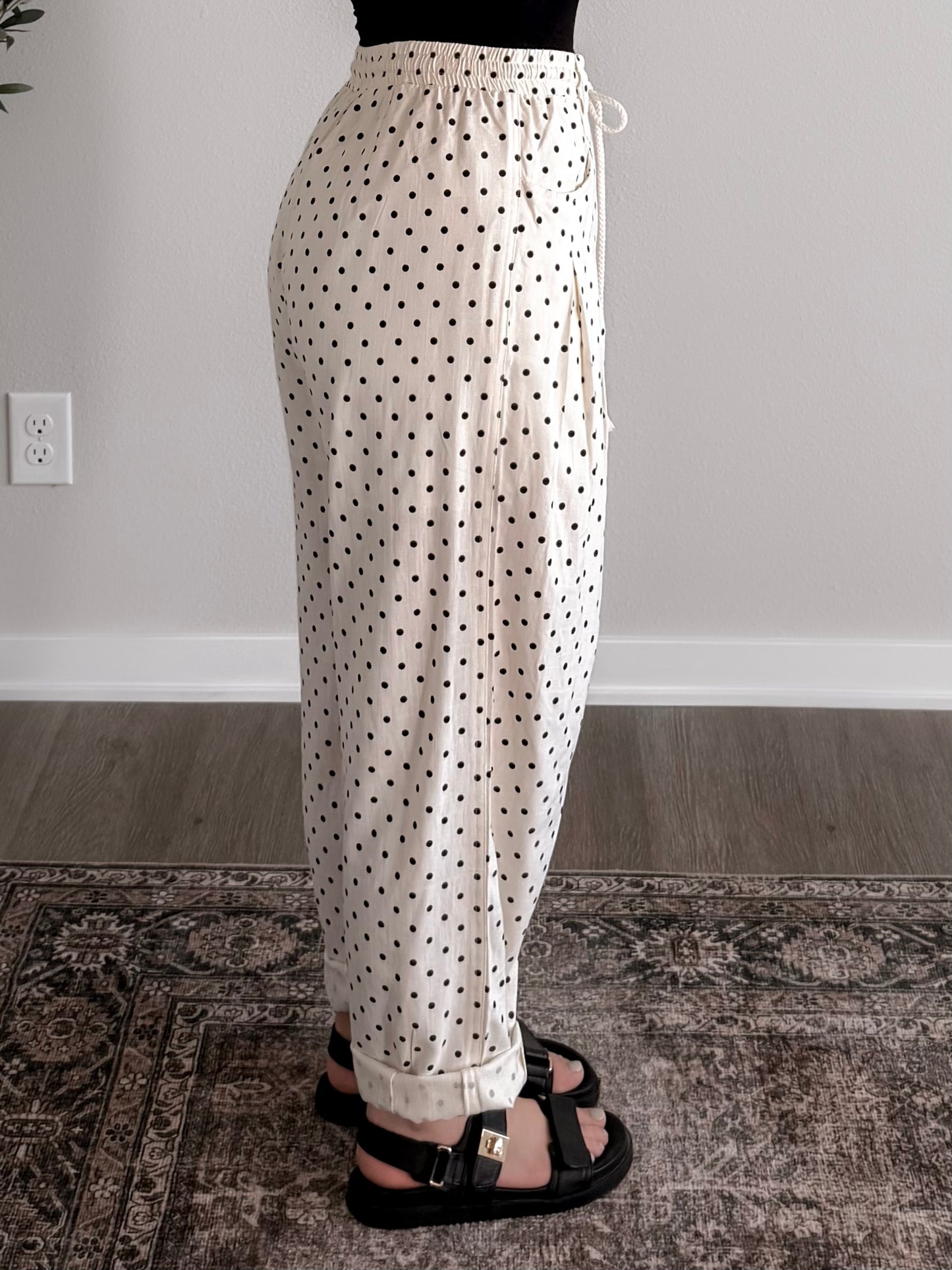 Neutral Dot Linen Barrel Pant (Restocking Early April)