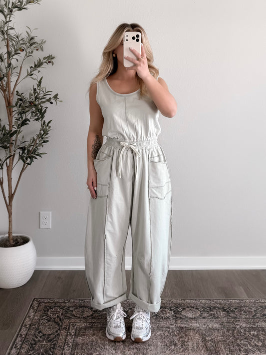 Weekend Barrel Jumpsuit / Sage